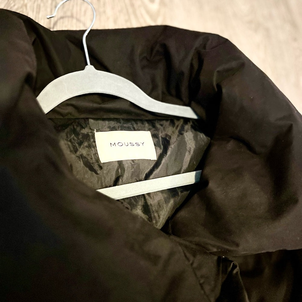 MOUSSEY Black mid length down puffer