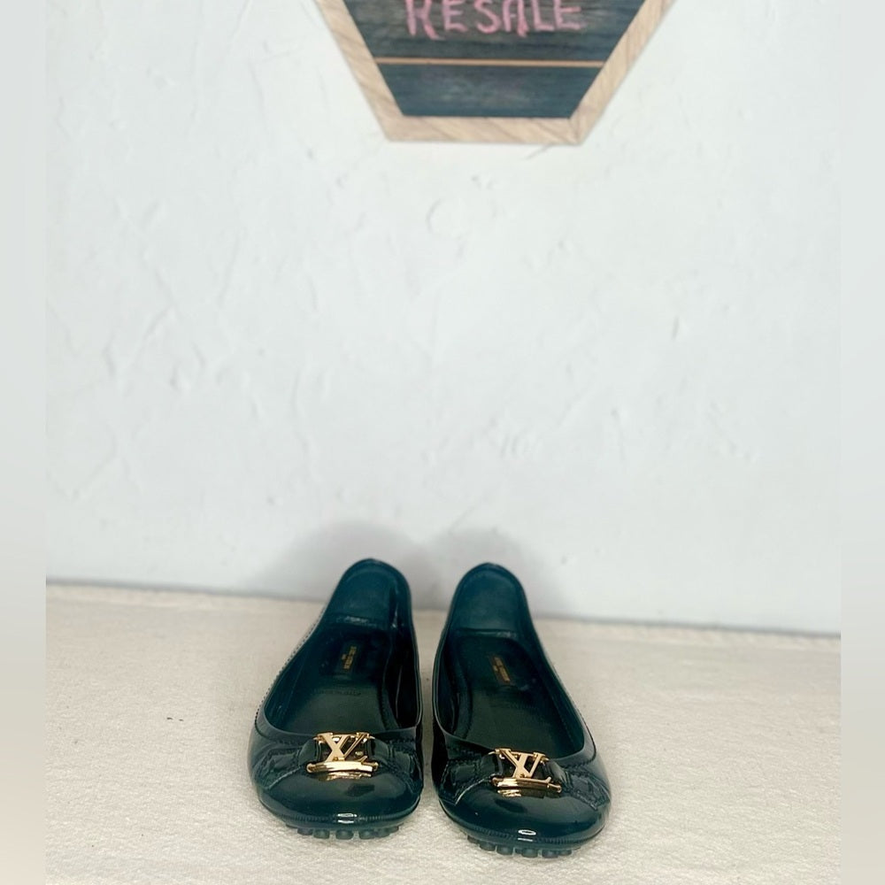 LOUIS VUITTON *REDUCED* Oxford black vernis ballerina flat