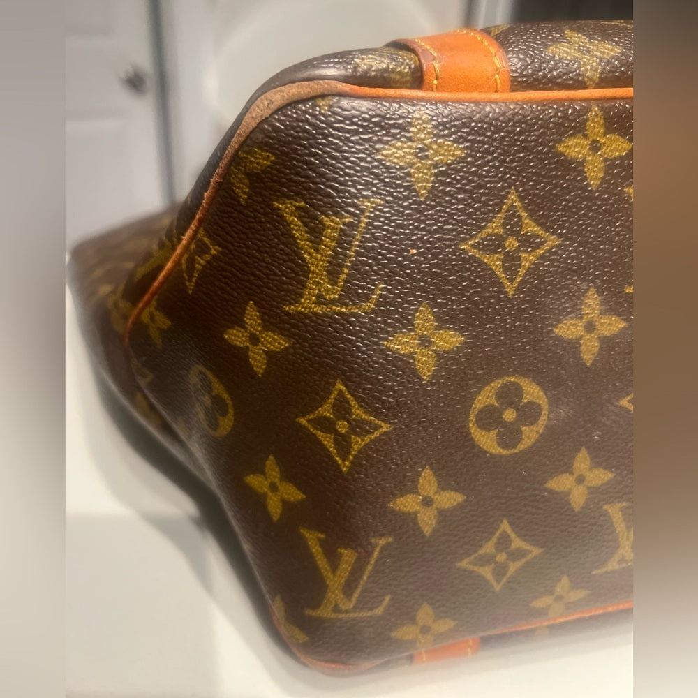 LOUIS VUITTON Large sac shopping tote