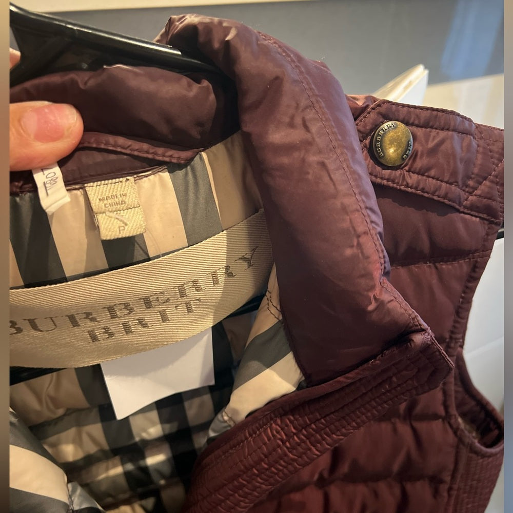 BURBERRY BRIT Burgundy puffer vest