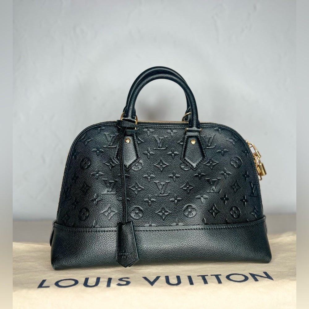 LOUIS VUITTON *REDUCED*Black Neo Alma empreinte PM *rare*