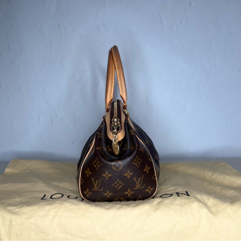 LOUIS VUITTON Tivoli monogram