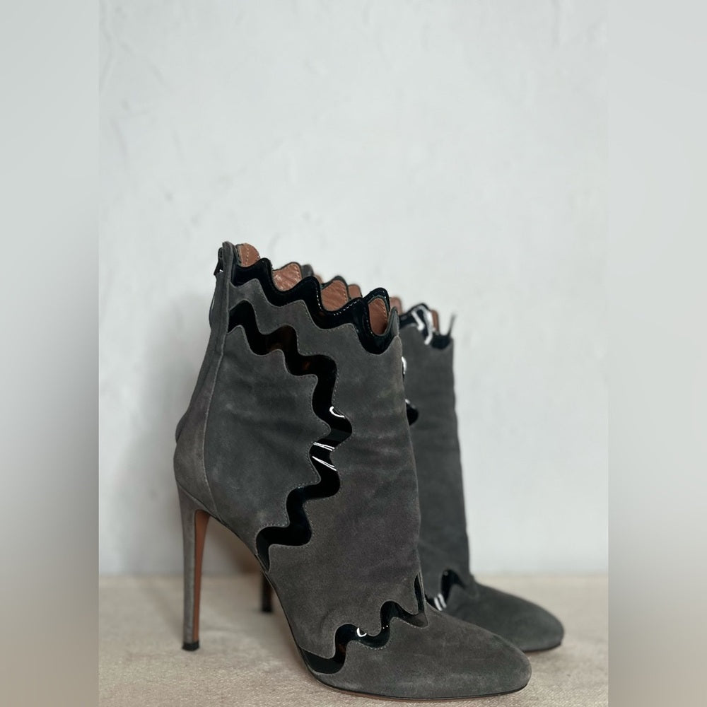 ALAIA grey suede ankle boots